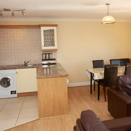 Knightsbrook Courtyard بيت للعطل *