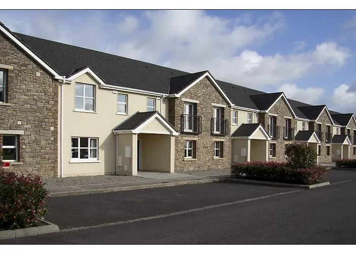 Tatil Evi Knightsbrook Courtyard